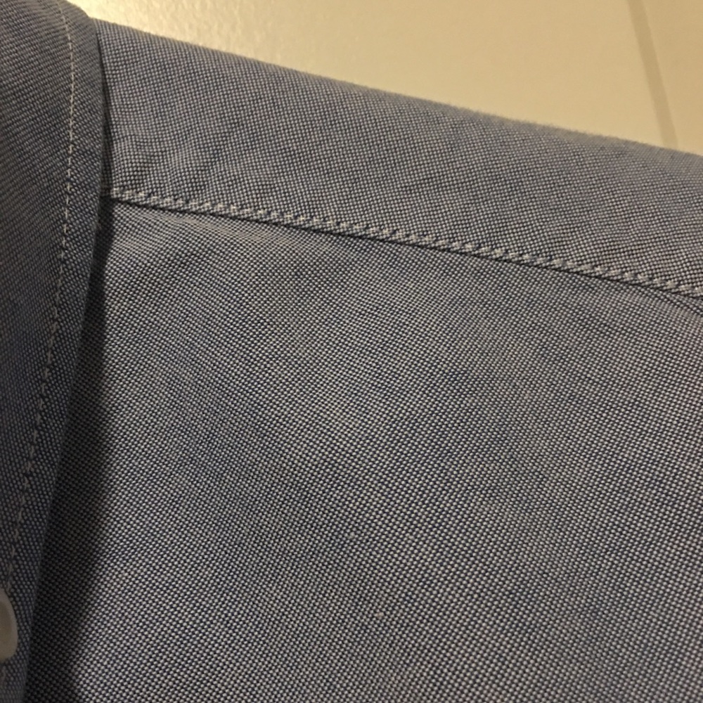 Boys Izod dress shirt - Picture 3 of 3